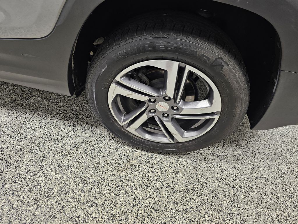 2020 GMC Terrain Image 7