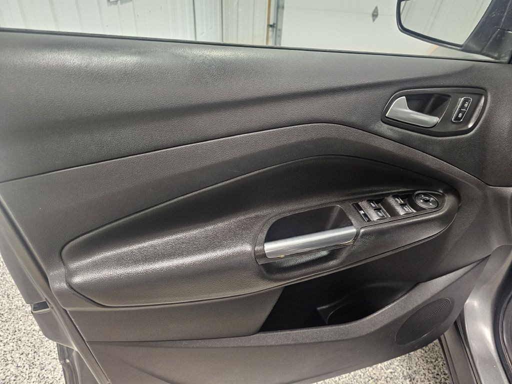 2014 Ford Escape Image 9