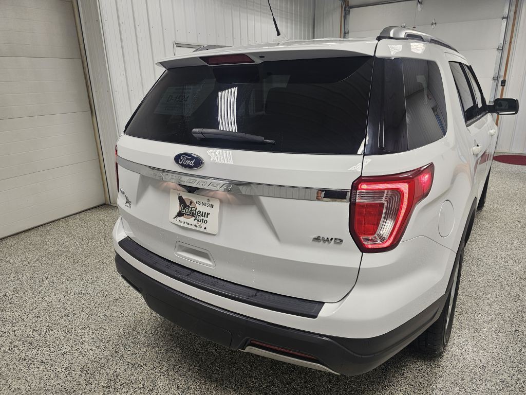 2019 Ford Explorer Image 6
