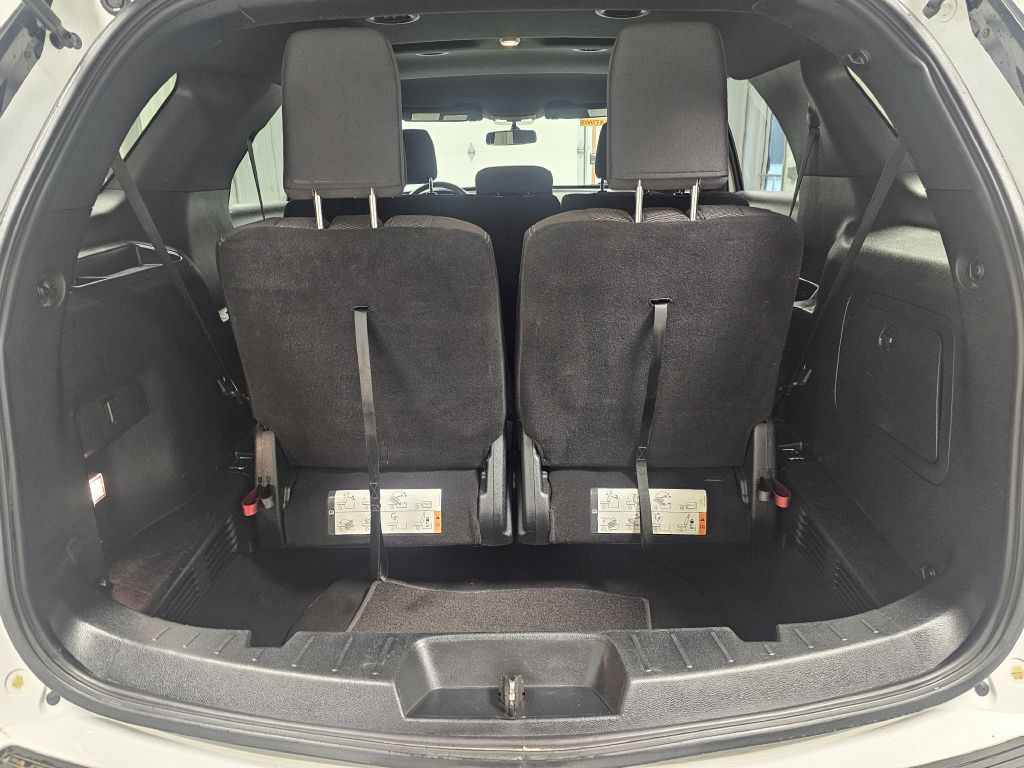 2019 Ford Explorer Image 13