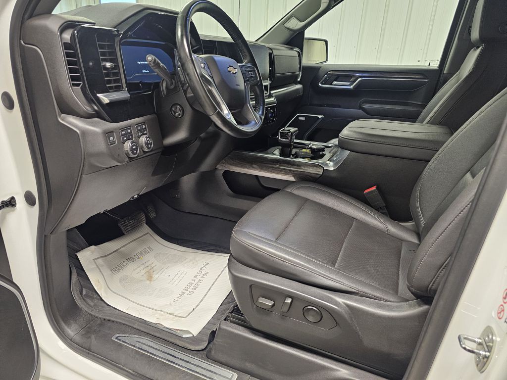 2023 Chevrolet Silverado 1500 Image 9