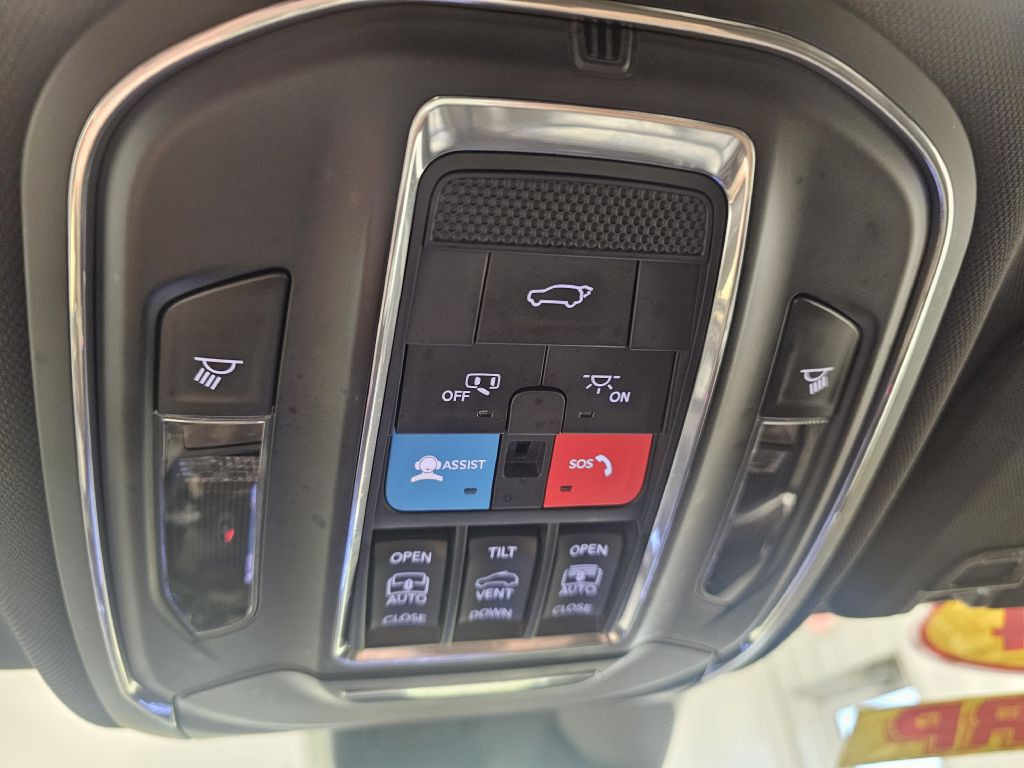 2024 Jeep Grand Cherokee Image 23