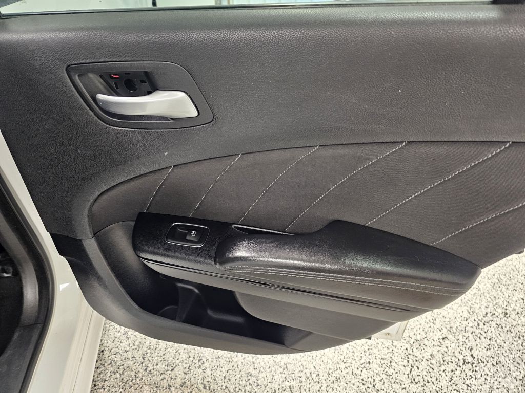 2020 Dodge Charger Image 13