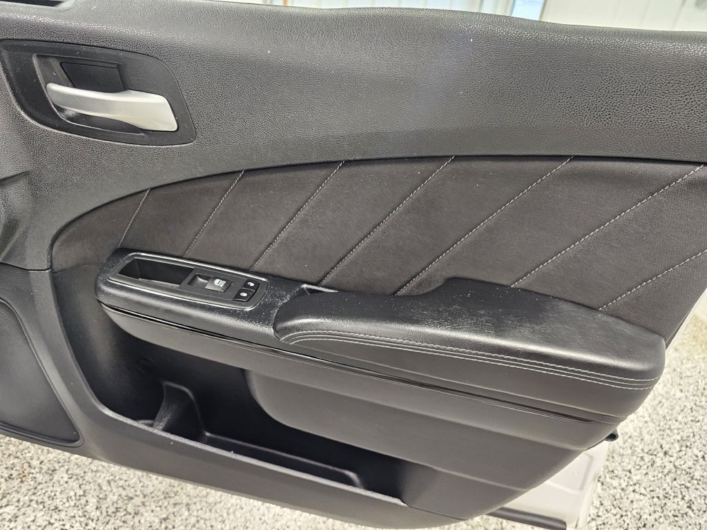 2020 Dodge Charger Image 15