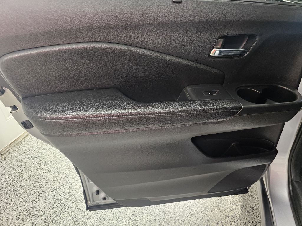2016 Honda Pilot Image 11