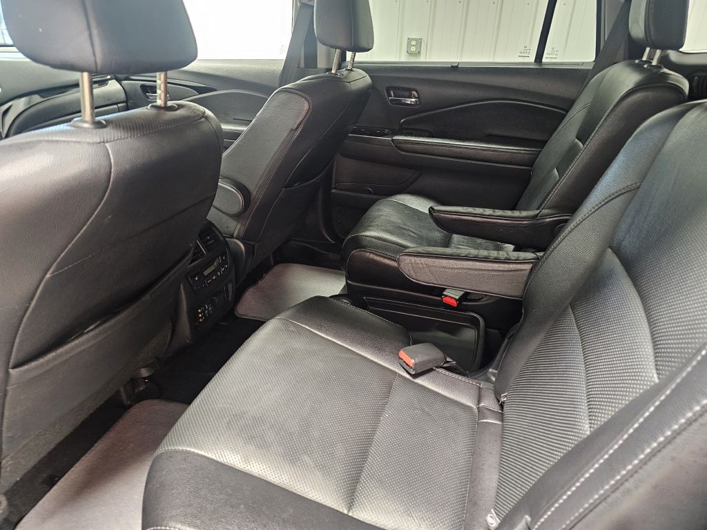 2016 Honda Pilot Image 15