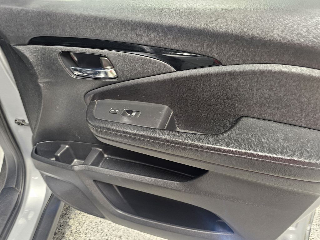 2016 Honda Pilot Image 19