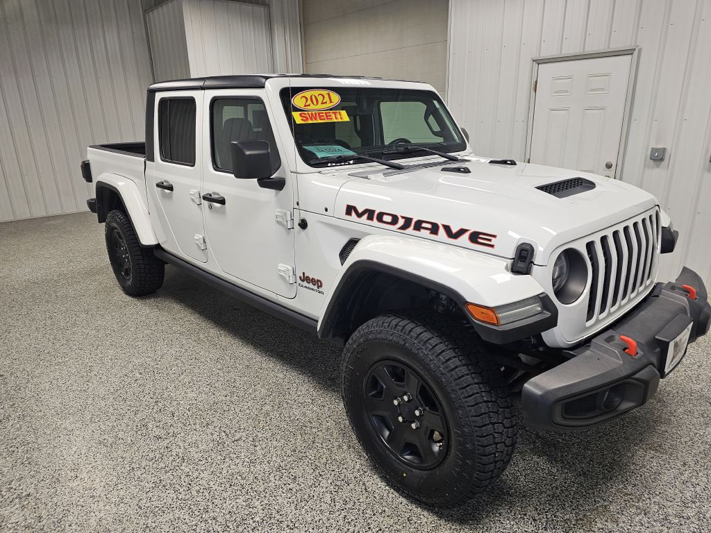 2021 Jeep Gladiator Image 2