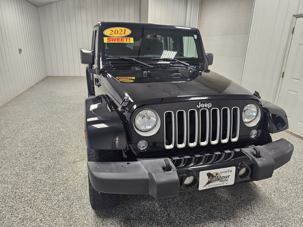 2017 Jeep Wrangler Unlimited Image 3