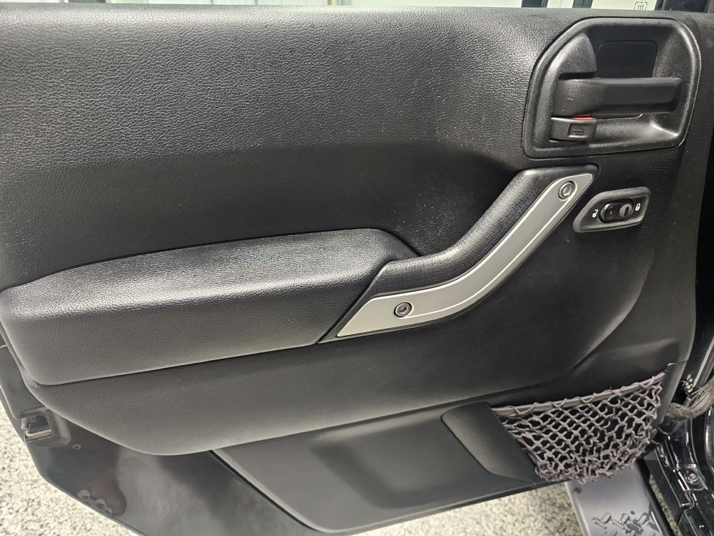 2017 Jeep Wrangler Unlimited Image 8