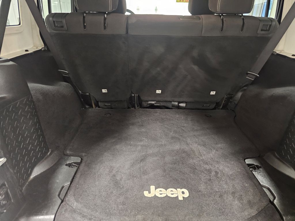 2017 Jeep Wrangler Unlimited Image 12
