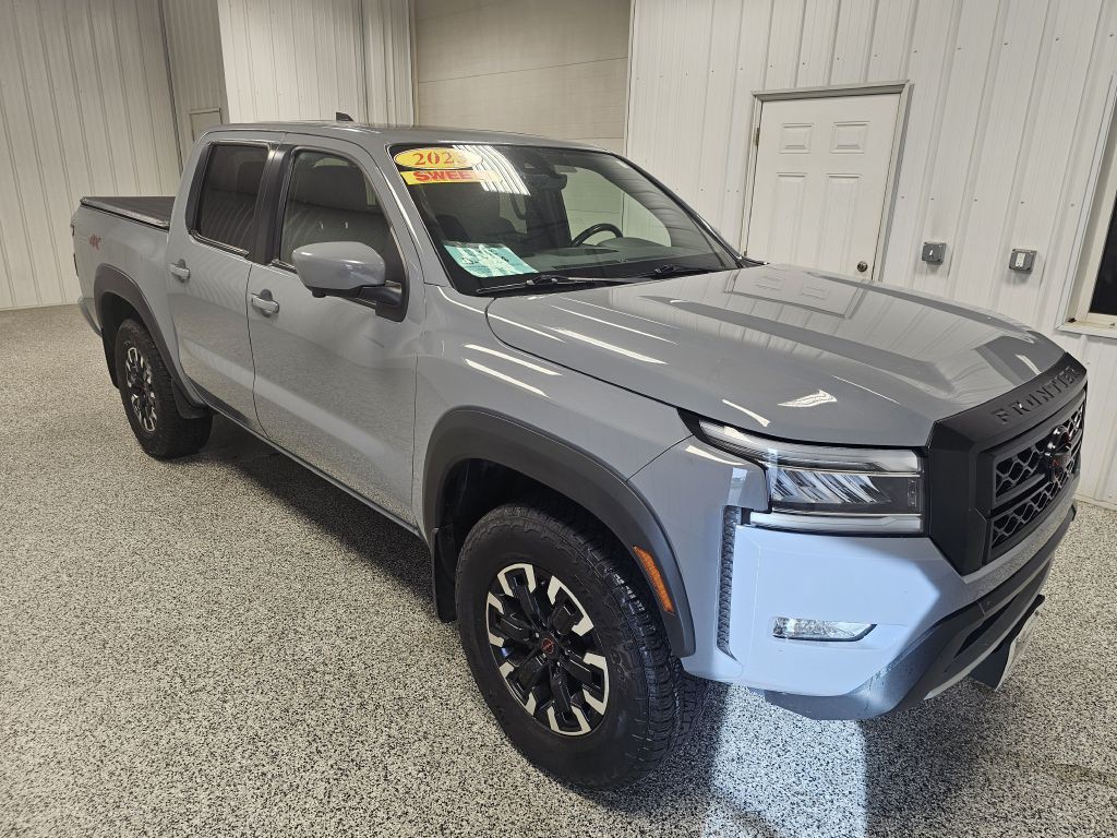 2023 Nissan Frontier Image 2