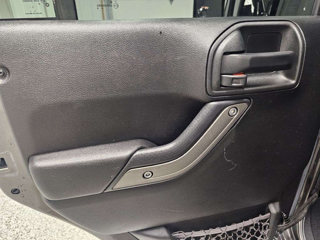 2017 Jeep Wrangler Unlimited Image 9