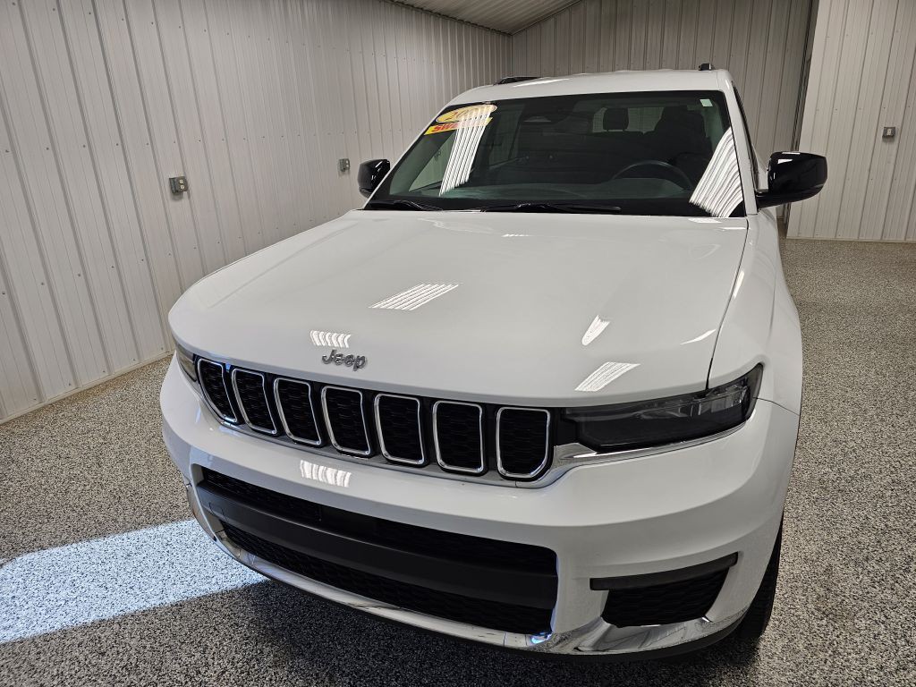 2022 Jeep Grand Cherokee Image 4