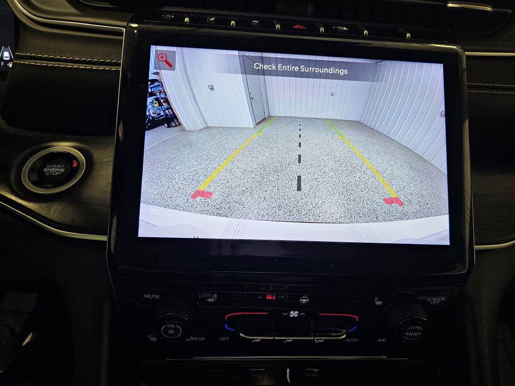 2022 Jeep Grand Cherokee Image 24