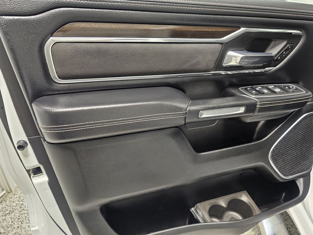 2022 RAM 1500 Image 8