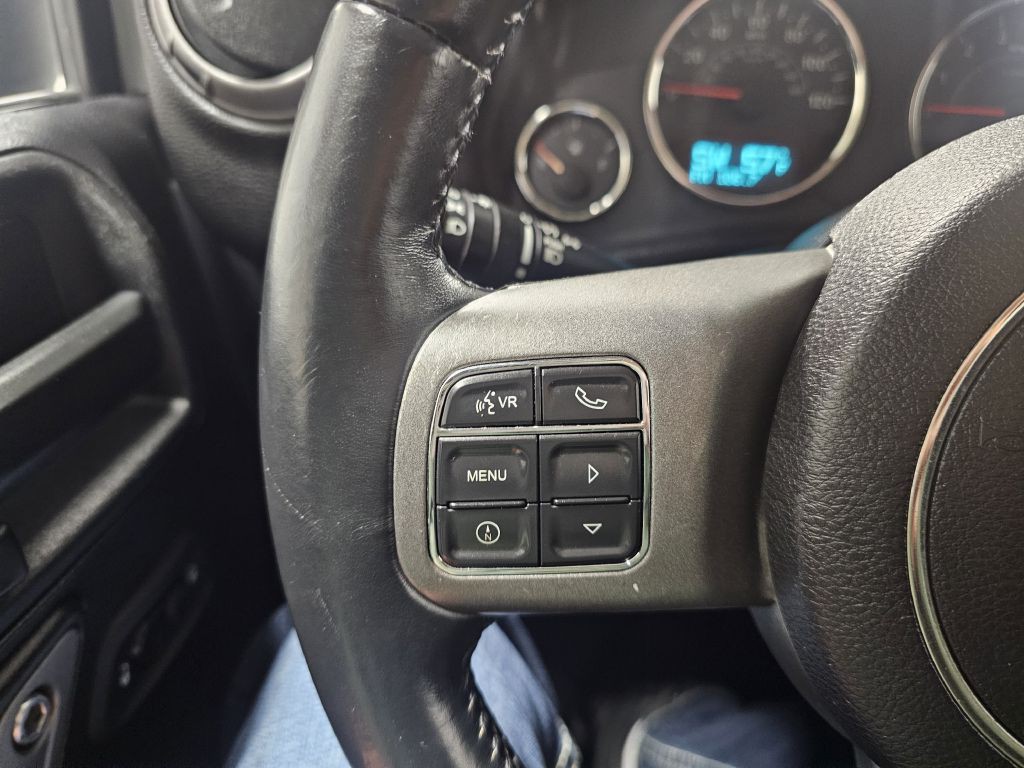 2016 Jeep Wrangler Image 14