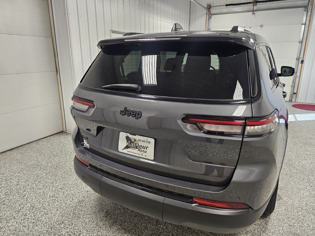 2024 Jeep Grand Cherokee Image 6