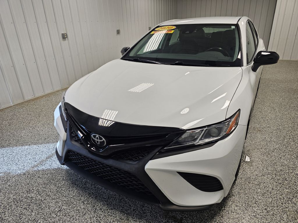 2020 Toyota Camry Image 4