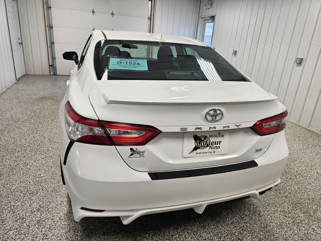 2020 Toyota Camry Image 5