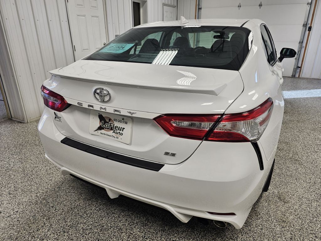 2020 Toyota Camry Image 6