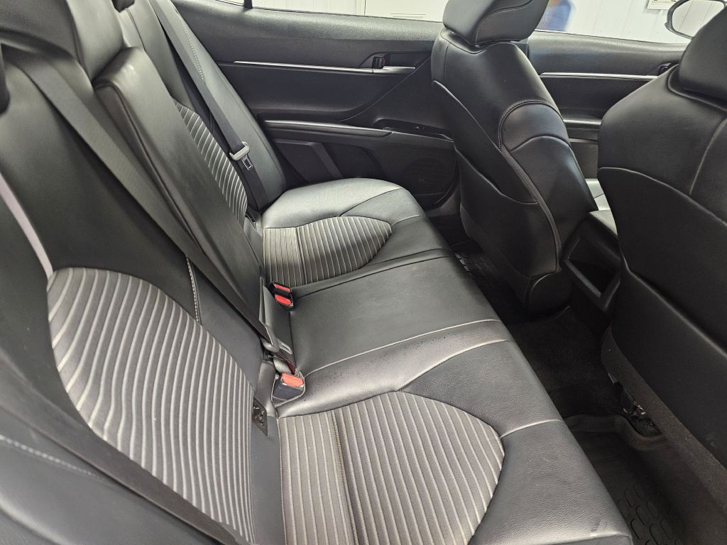 2020 Toyota Camry Image 14