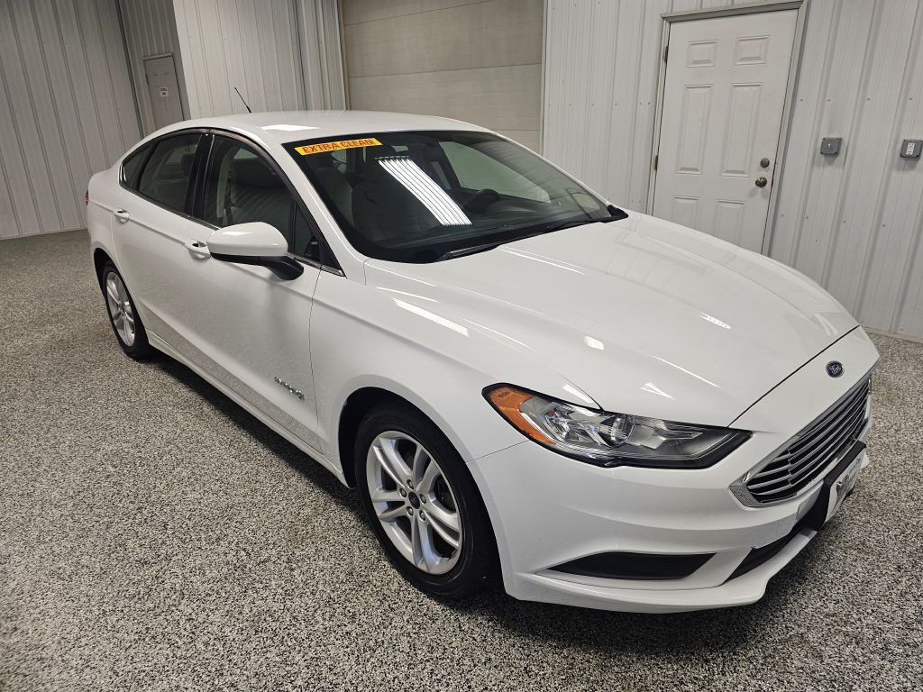 2018 Ford Fusion Image 2