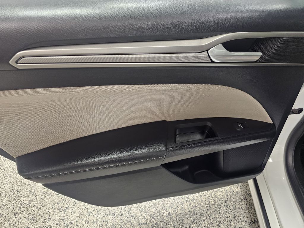 2018 Ford Fusion Image 10