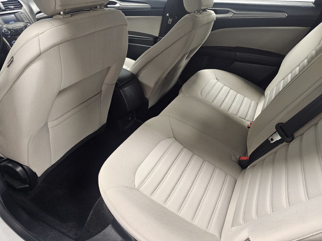 2018 Ford Fusion Image 11