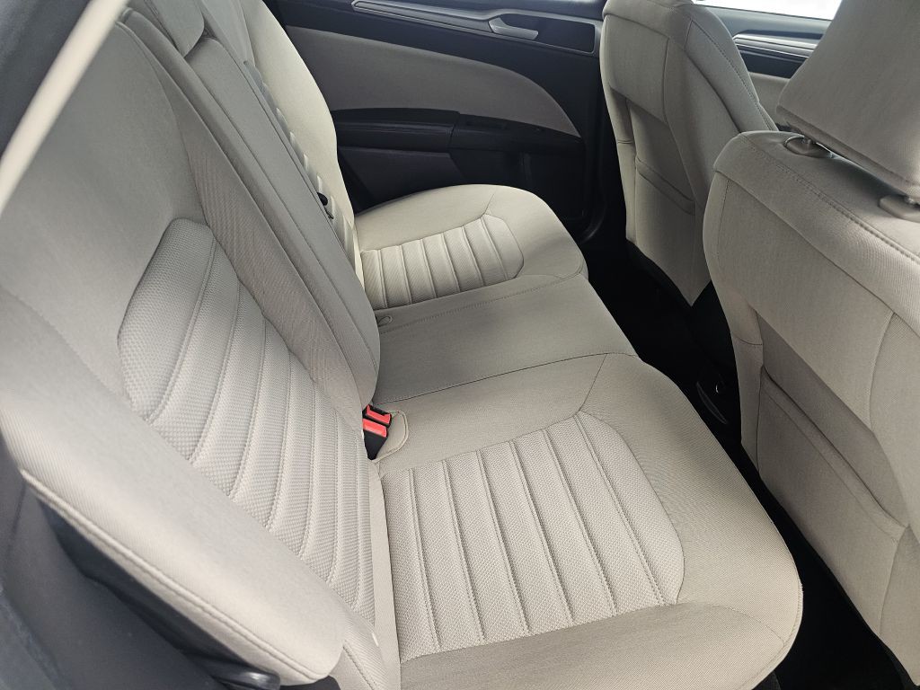 2018 Ford Fusion Image 14