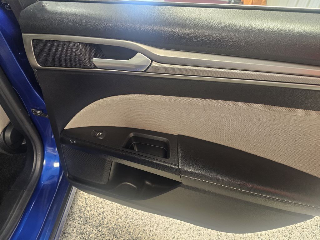 2018 Ford Fusion Image 13
