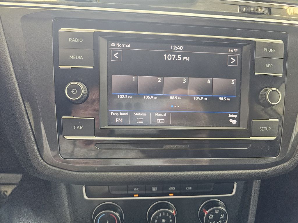 2018 Volkswagen Tiguan Image 23