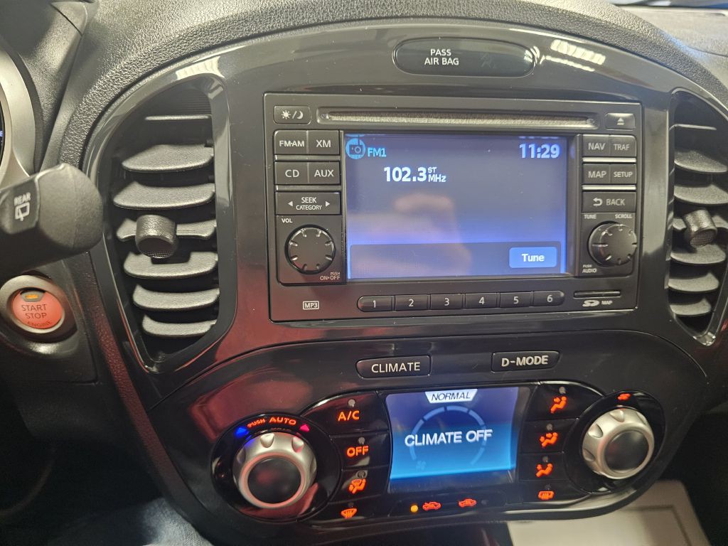 2011 Nissan Juke Image 25