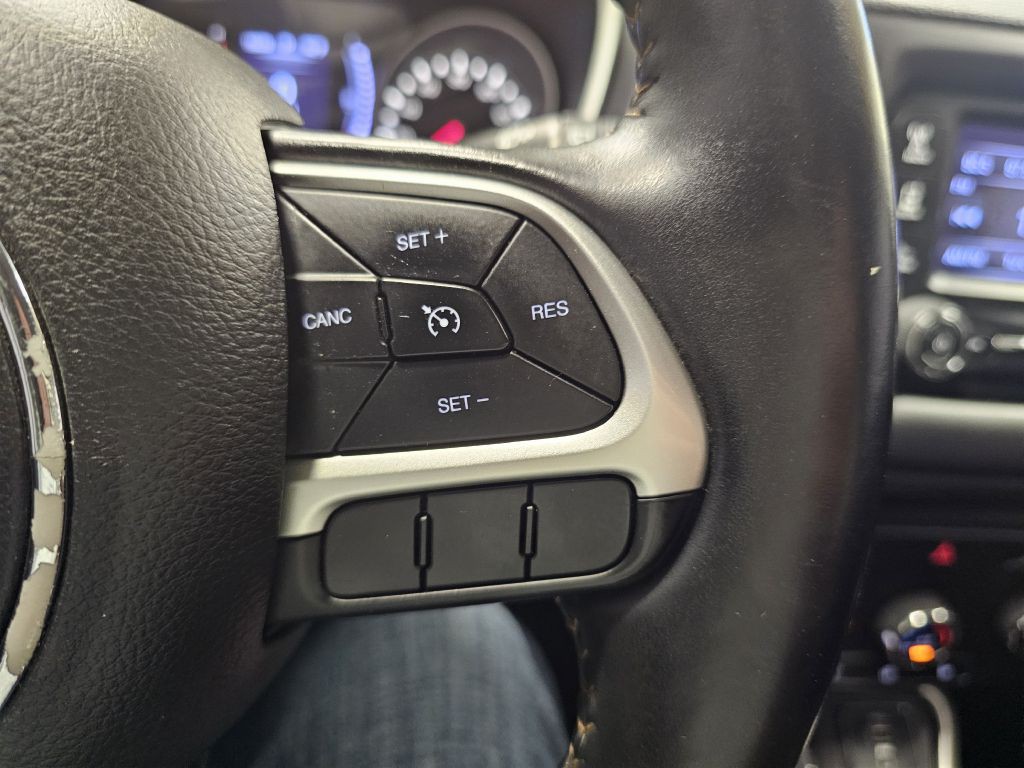 2018 Jeep Compass Image 19