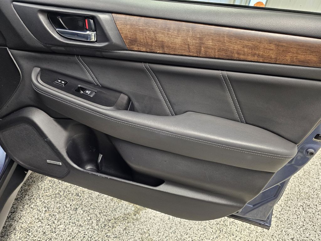 2018 Subaru Outback Image 17