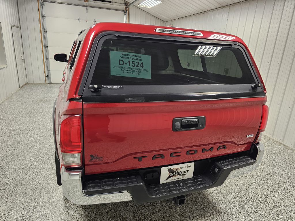 2016 Toyota Tacoma Image 5