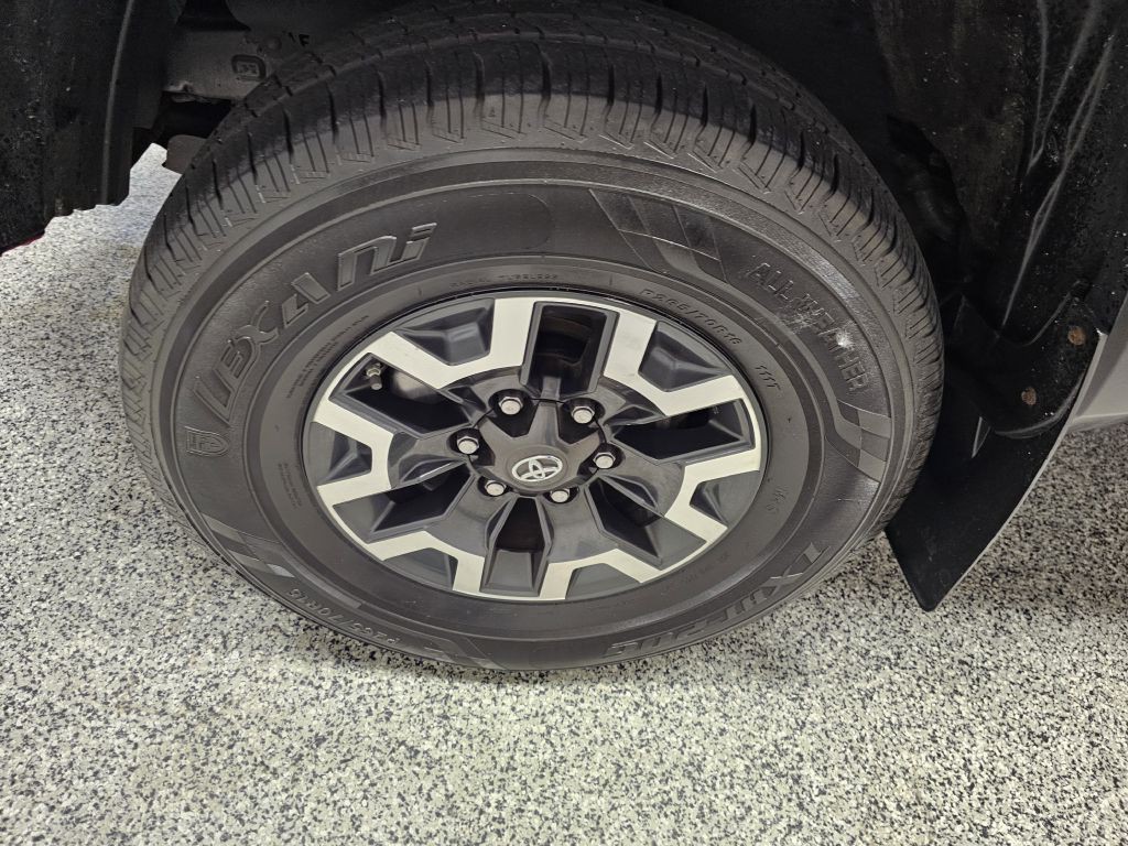 2016 Toyota Tacoma Image 7