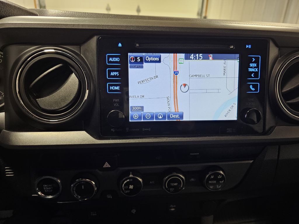 2016 Toyota Tacoma Image 23