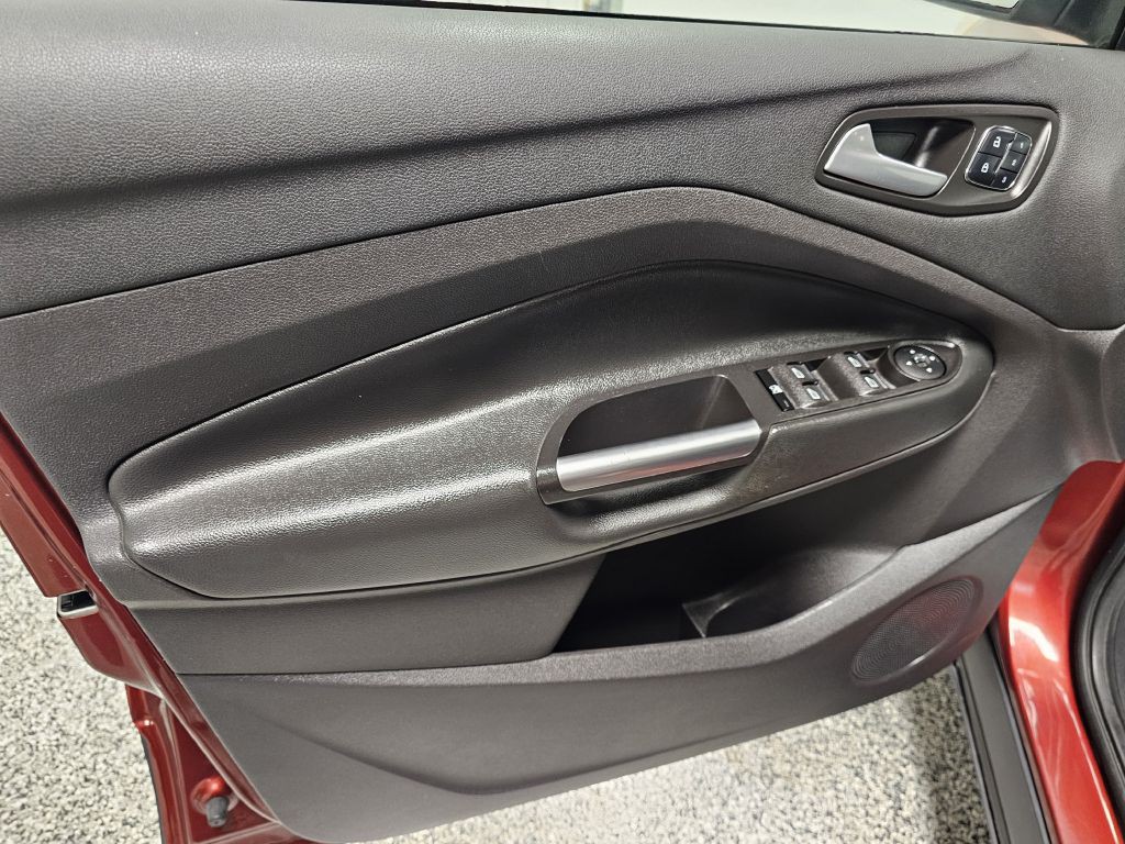 2016 Ford Escape Image 9