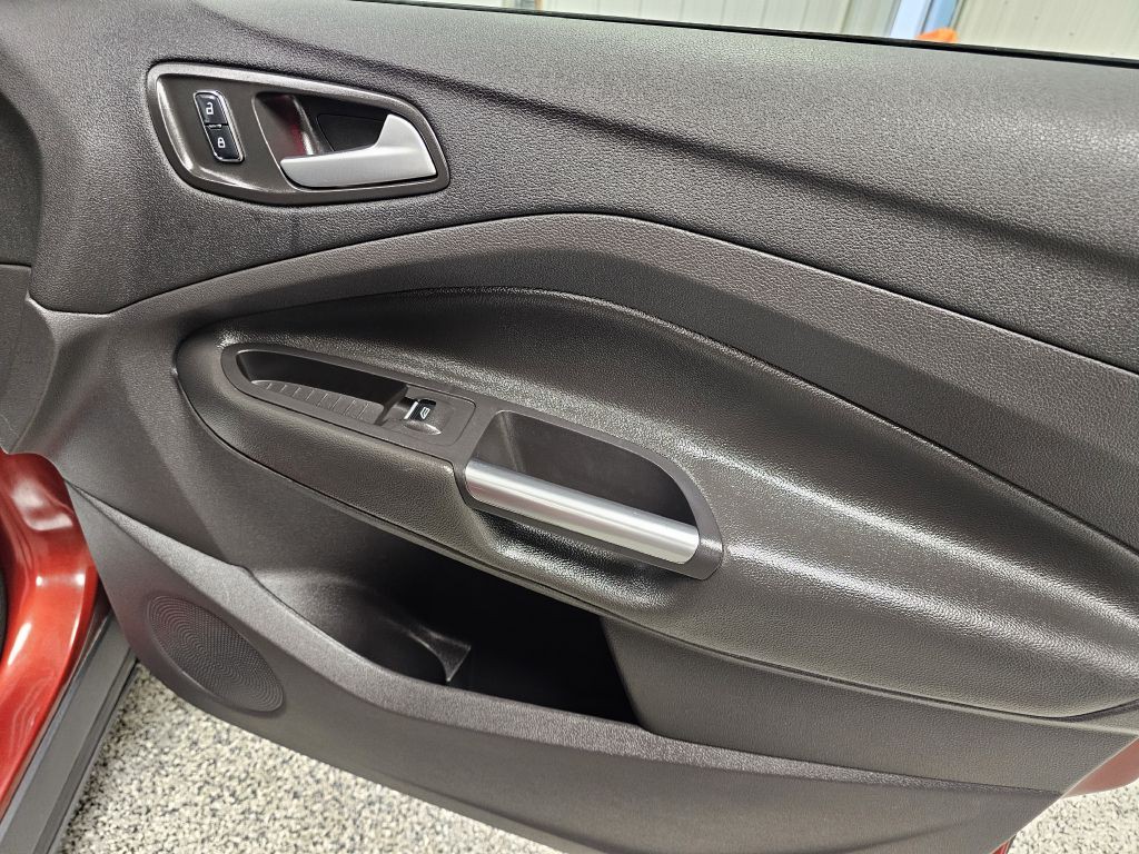 2016 Ford Escape Image 16