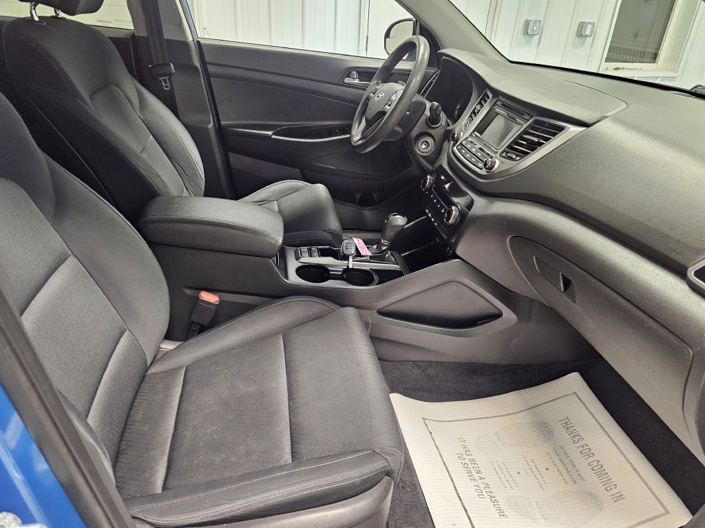 2016 Hyundai Tucson Image 16