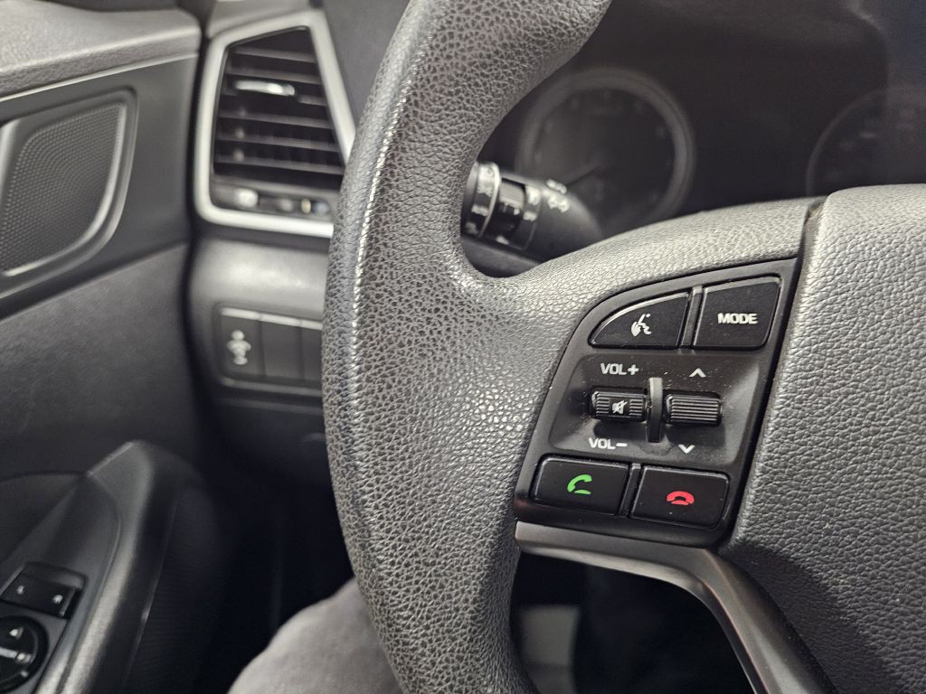 2016 Hyundai Tucson Image 18