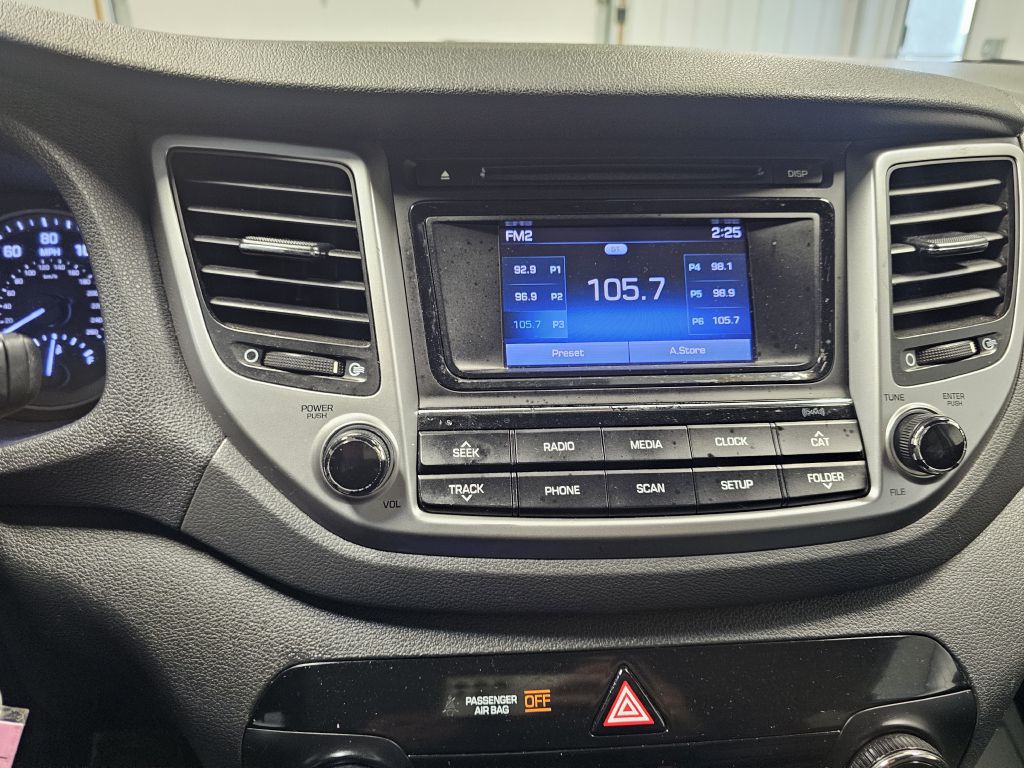 2016 Hyundai Tucson Image 22