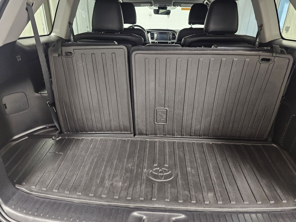 2019 Toyota Highlander Image 14