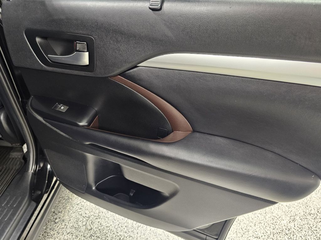 2019 Toyota Highlander Image 15