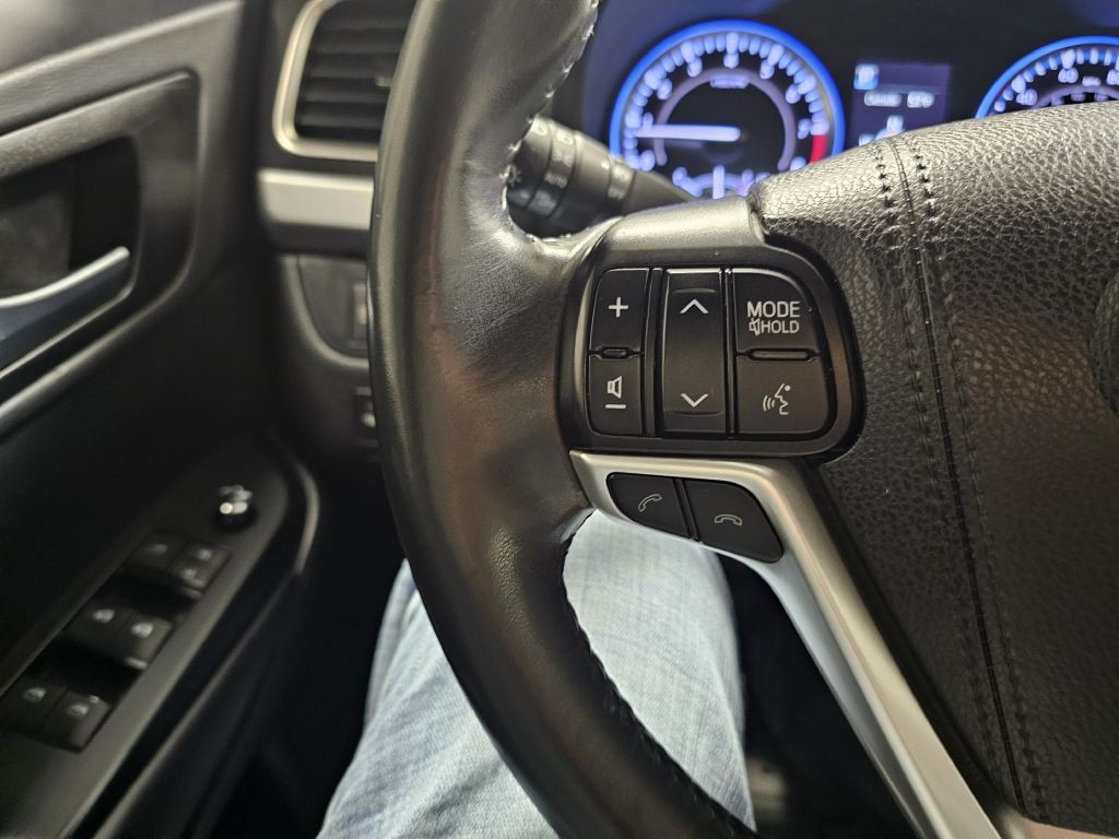 2019 Toyota Highlander Image 20