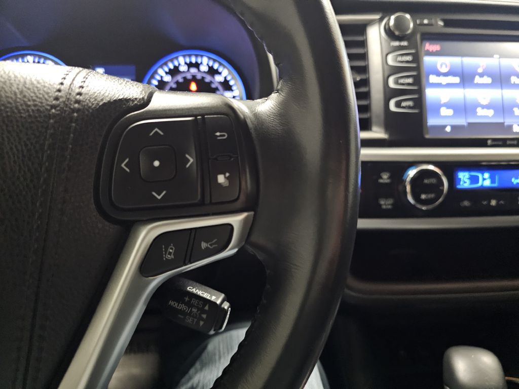 2019 Toyota Highlander Image 21
