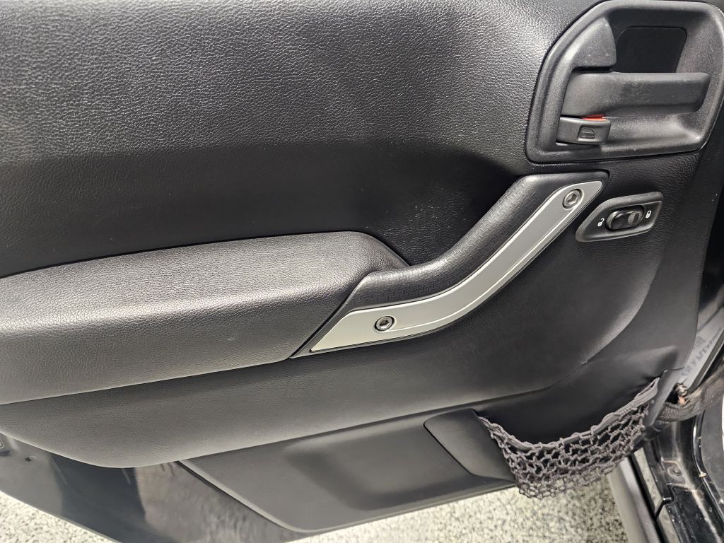 2013 Jeep Wrangler Unlimited Image 7