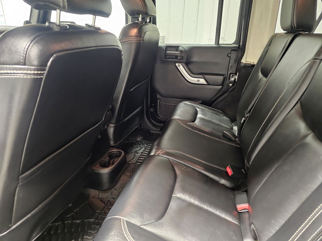 2013 Jeep Wrangler Unlimited Image 10