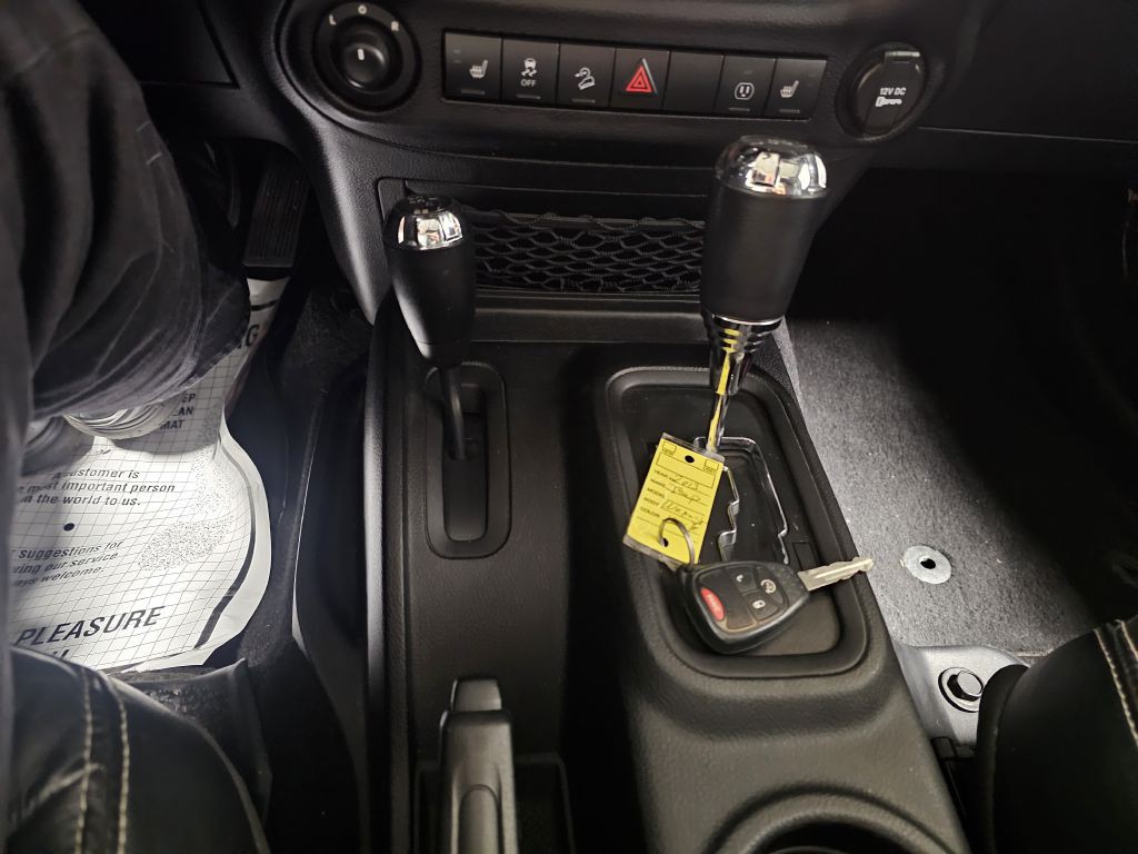 2013 Jeep Wrangler Unlimited Image 19